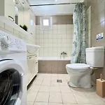 Spacious & Cozy Apartment, With Big Yard, In Cos
