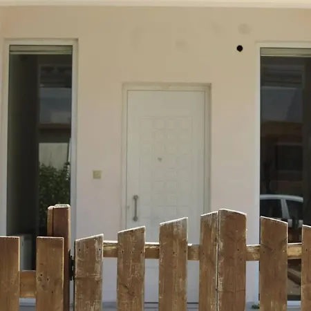 Spacious & Cozy Apartment, With Private Yard, In - El Greco Апартаменты *
