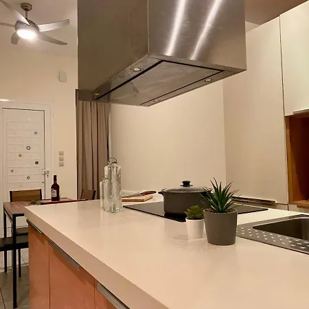 Spacious & Cozy Apartment, With Big Yard, In Apartment *