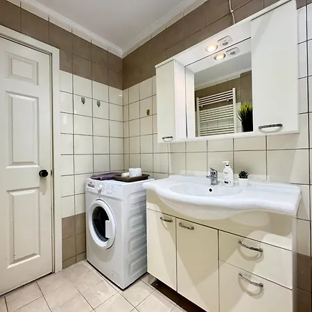 Apartamento Spacious & Cozy Apartment, With Big Yard, In Cos