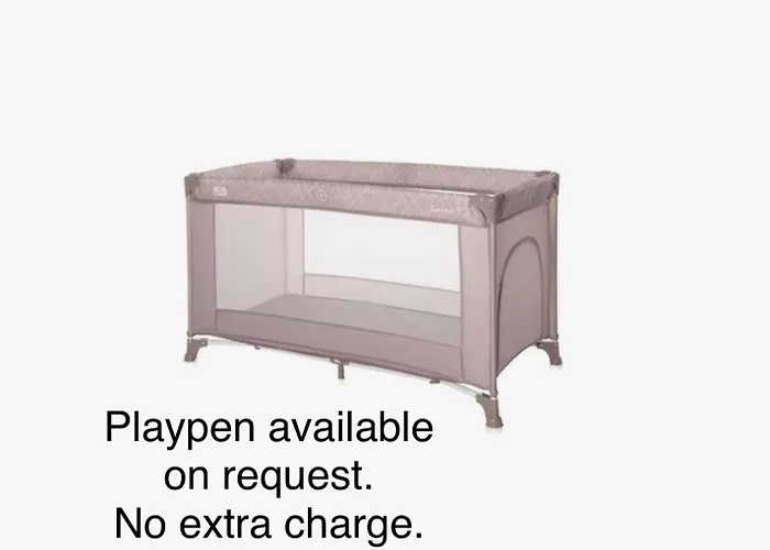 Apartman Spacious & Cozy Apartment, With Big Yard, In *