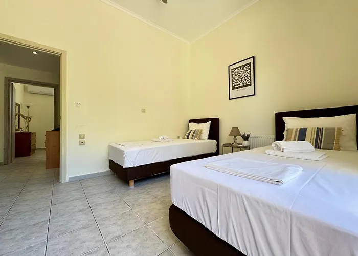 Lägenhet Spacious & Cozy Apartment, With Big Yard, In Kos